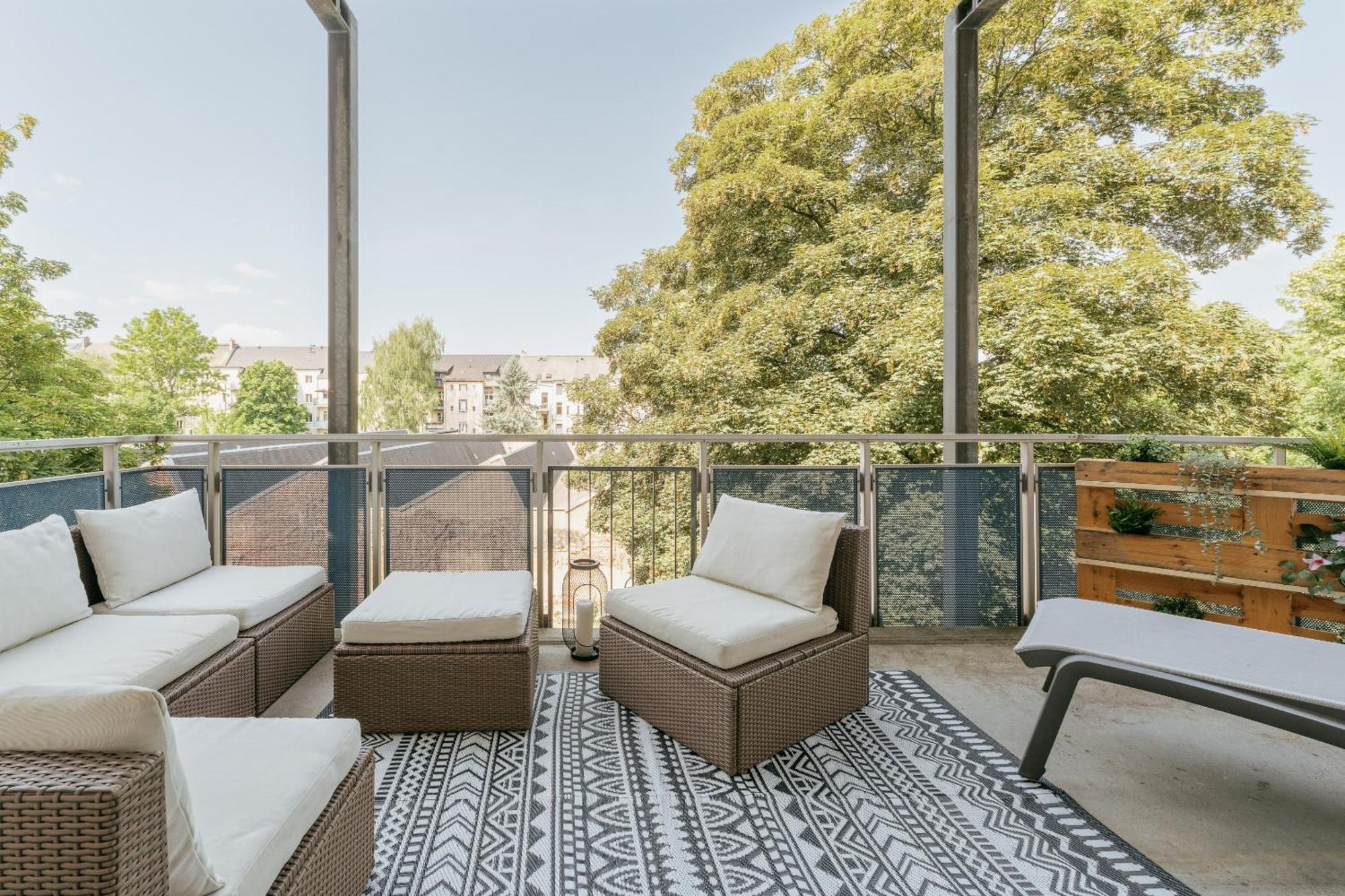 Premium Quartier Clara , Karl Und Fritz Auf Dem Kassberg Mit Eigenem Stellplatz Appartement Chemnitz Buitenkant foto