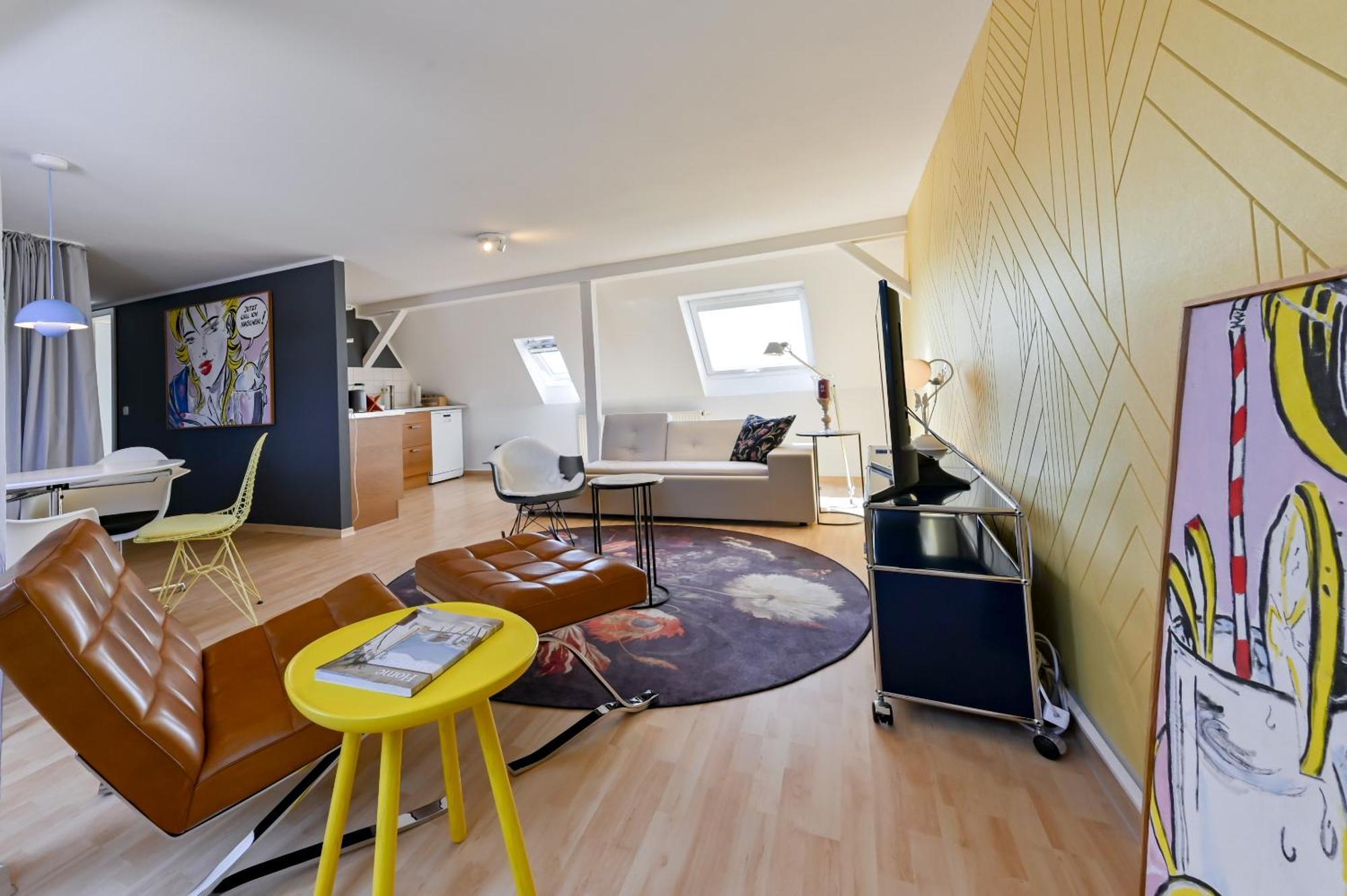 Premium Quartier Clara , Karl Und Fritz Auf Dem Kassberg Mit Eigenem Stellplatz Appartement Chemnitz Kamer foto