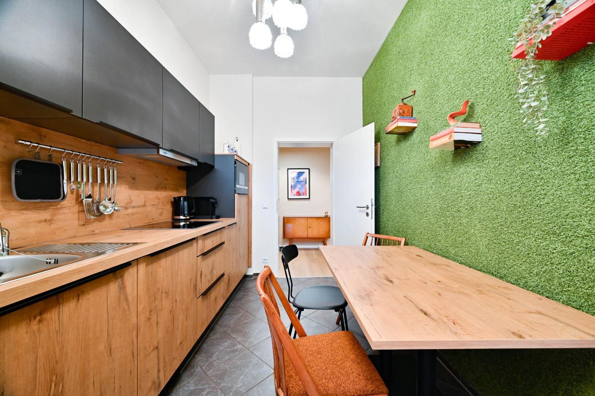 Premium Quartier Clara , Karl Und Fritz Auf Dem Kassberg Mit Eigenem Stellplatz Appartement Chemnitz Buitenkant foto